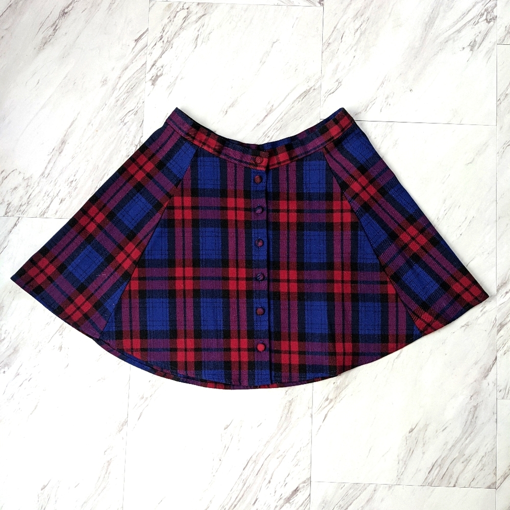 High-waisted checkered skater skirt